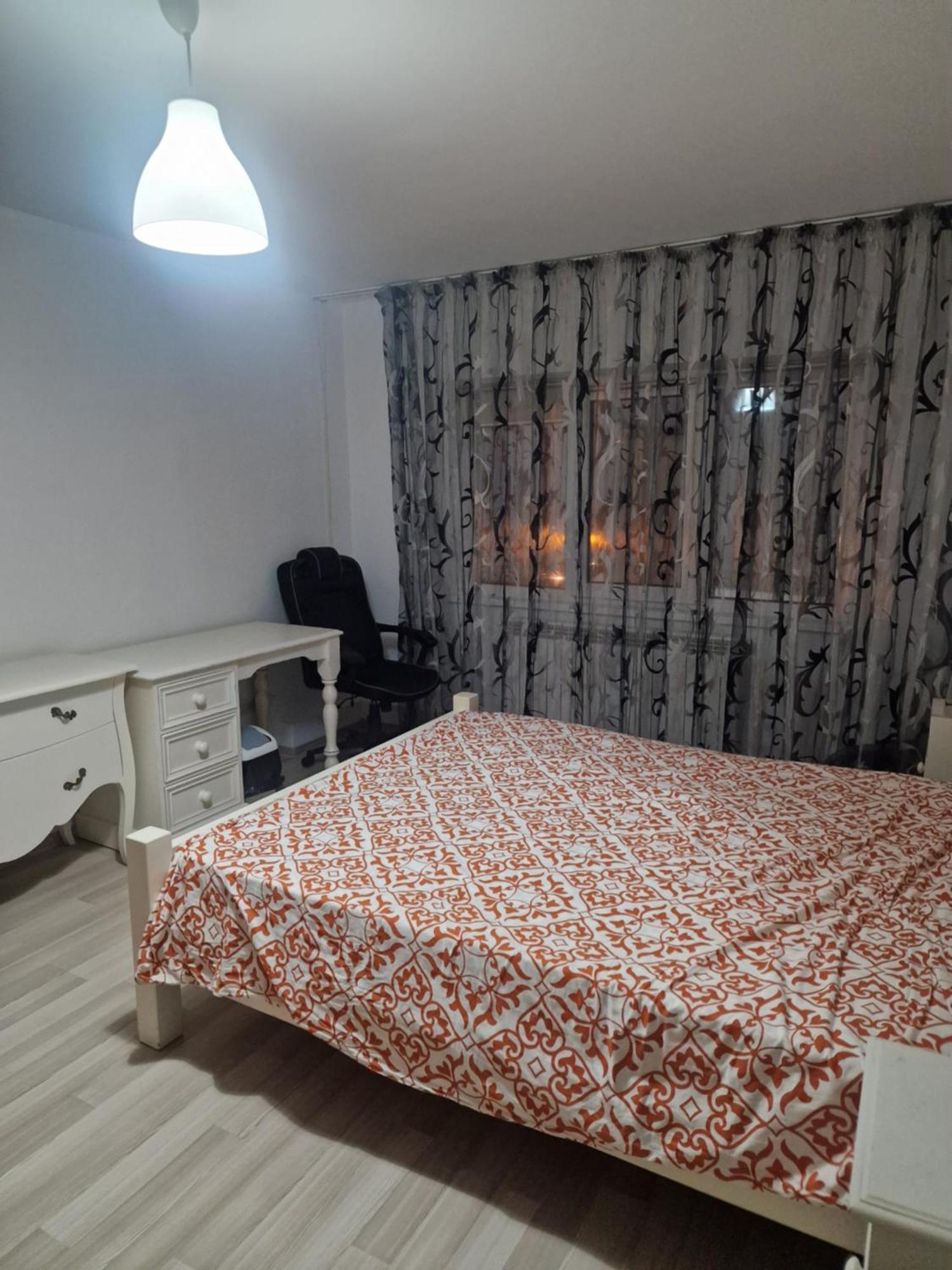 2 Bedrooms Apartment. Galaţi エクステリア 写真